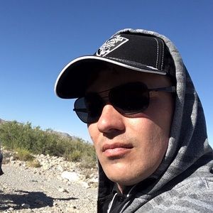 Meet your Posher, Jey